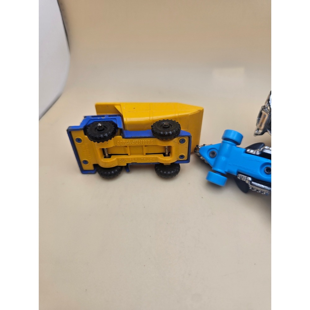 Mixed Toy Vehicle Lot Corgi Juniors Dumper Hot Wheels Sharkruiser Monster Truck - Picture 5 of 7